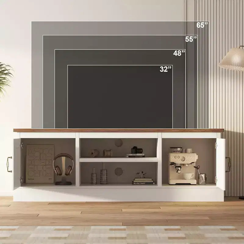 Consolle multimediale con finitura effetto legno e dettagli in metallo