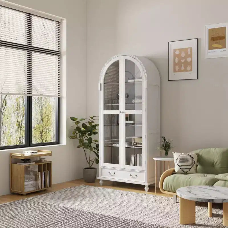 Vetrina ad arco con anta in vetro, ripiani aperti e cassetto