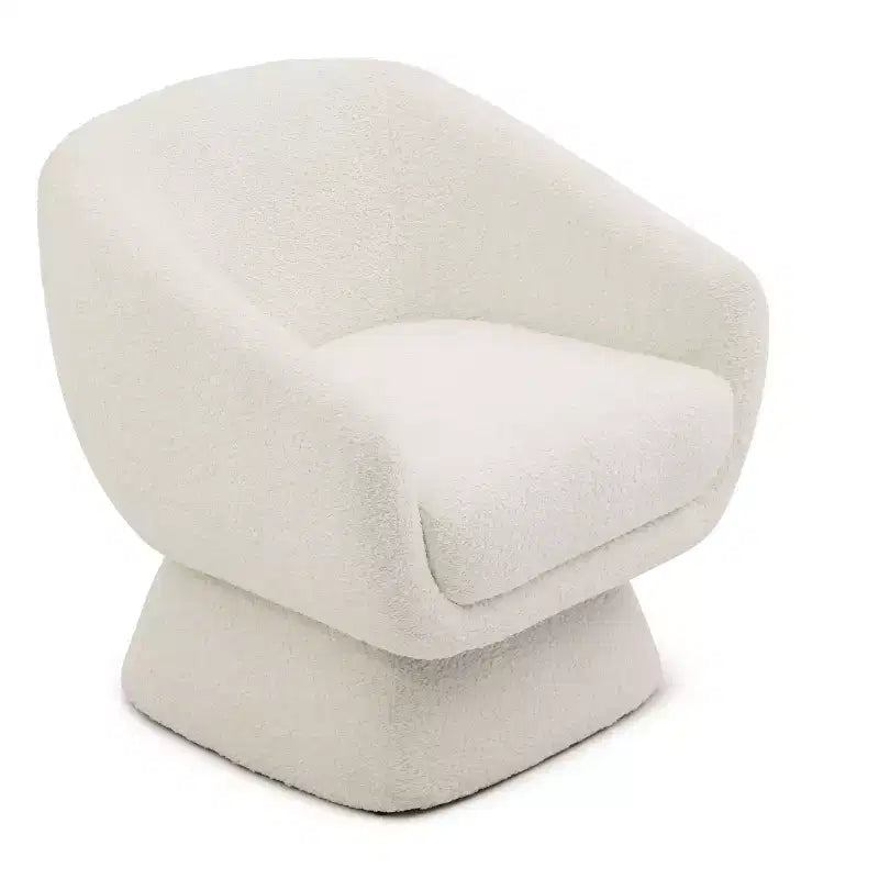 Poltrona di design in tessuto bouclé bianco con struttura in legno