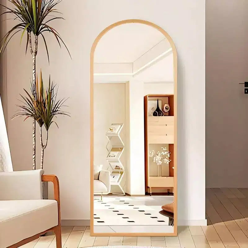 Specchio intero ad arco con cornice in alluminio