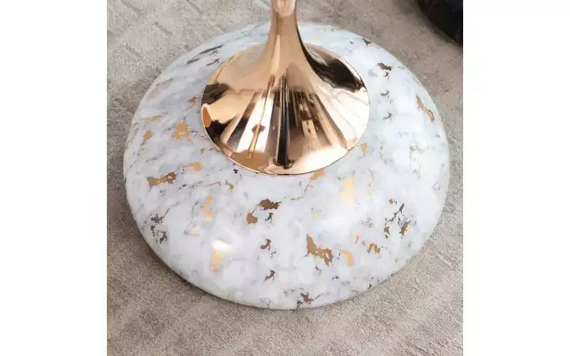Tavolino rotondo a piedistallo con coda di sirena